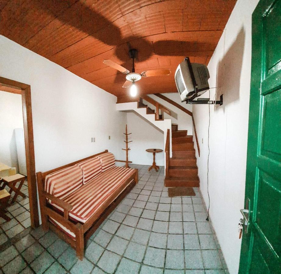Vila Da Flor - Acomodacoes A 50 Mts Da Praia Prado Ngoại thất bức ảnh